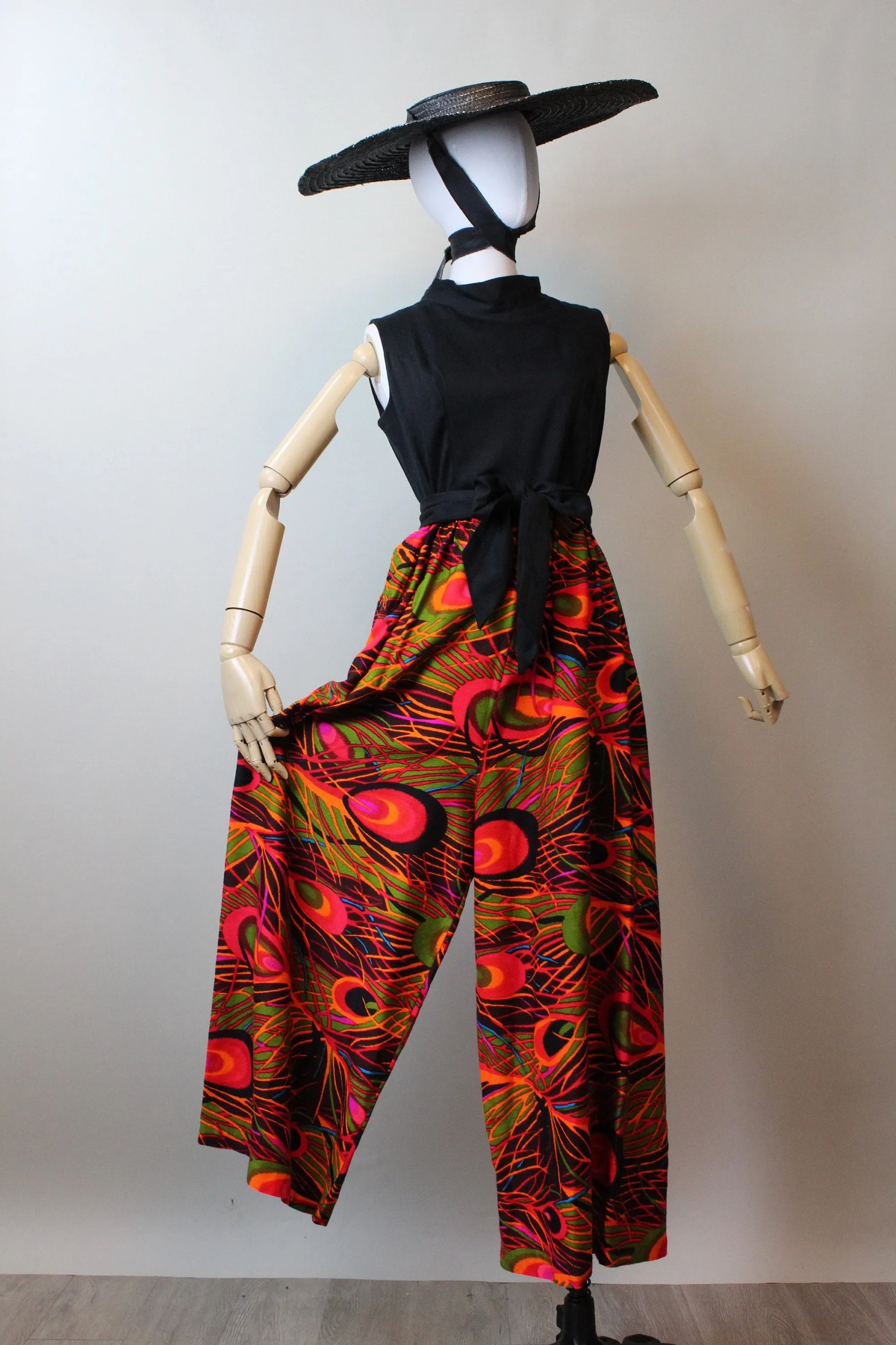 1960s PEACOCK print JUMPSUIT medium | new spring