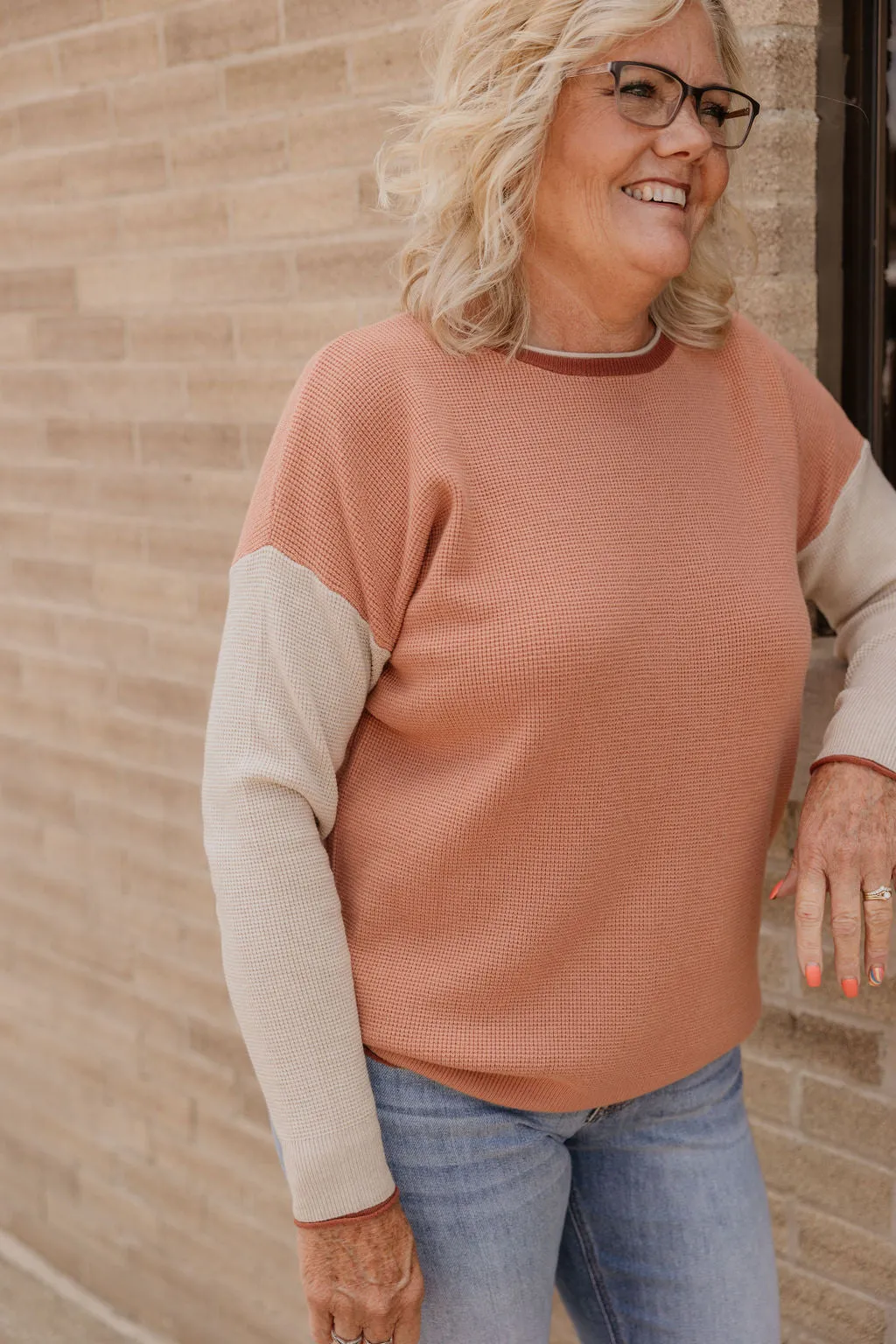 ANNABELLE COLORBLOCK SWEATER 2 COLOR OPTIONS