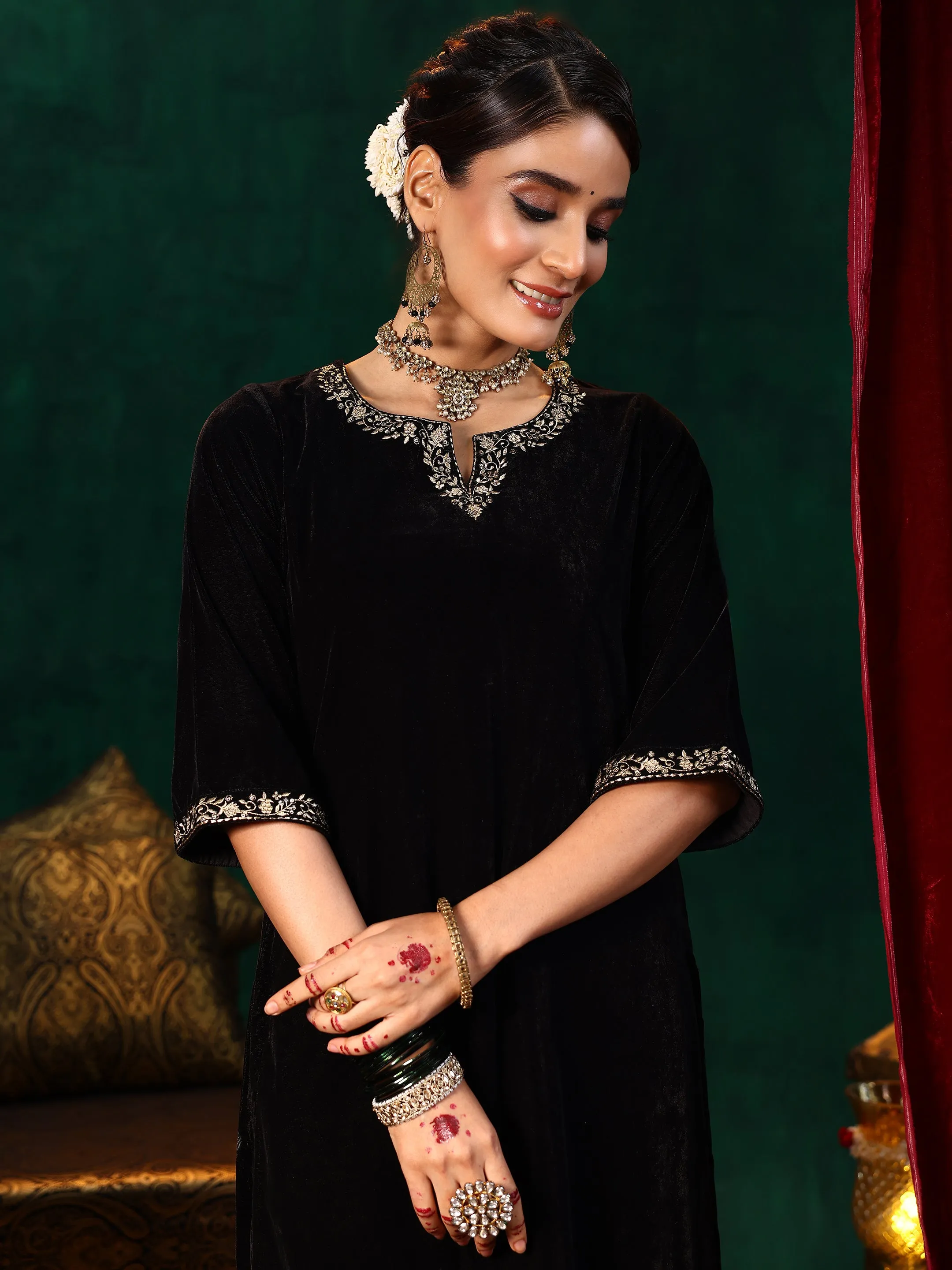 Black Solid Velvet Straight Suit With Dupatta