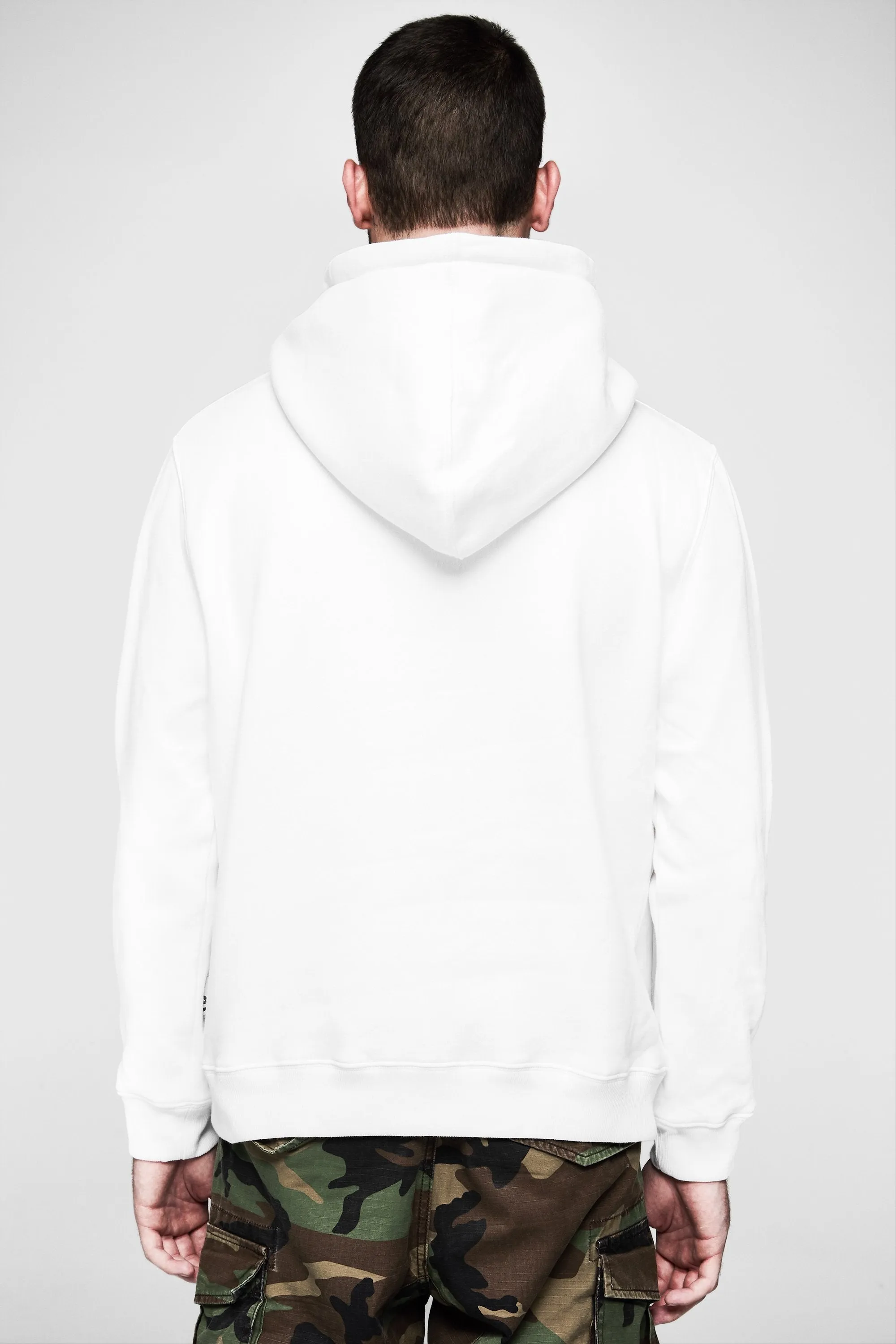 CORE PULLOVER HOODIE