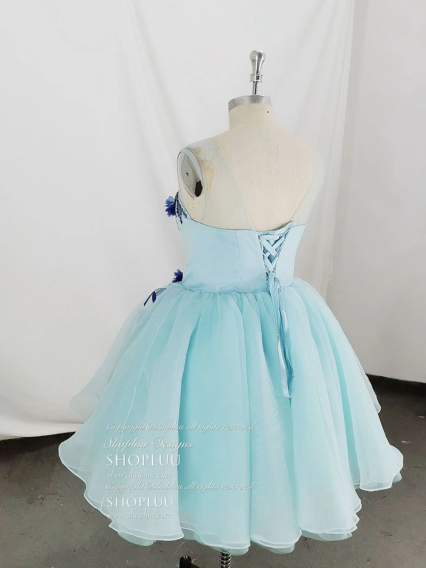 Cute Round Neck Tulle Lace Short Prom Dress Blue Homecoming Dress