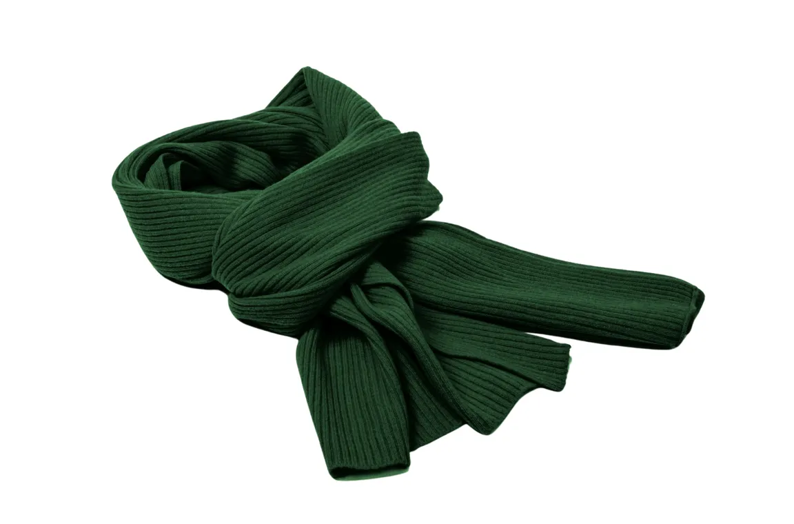 Luxurious Ribbed Cashmere Scarf