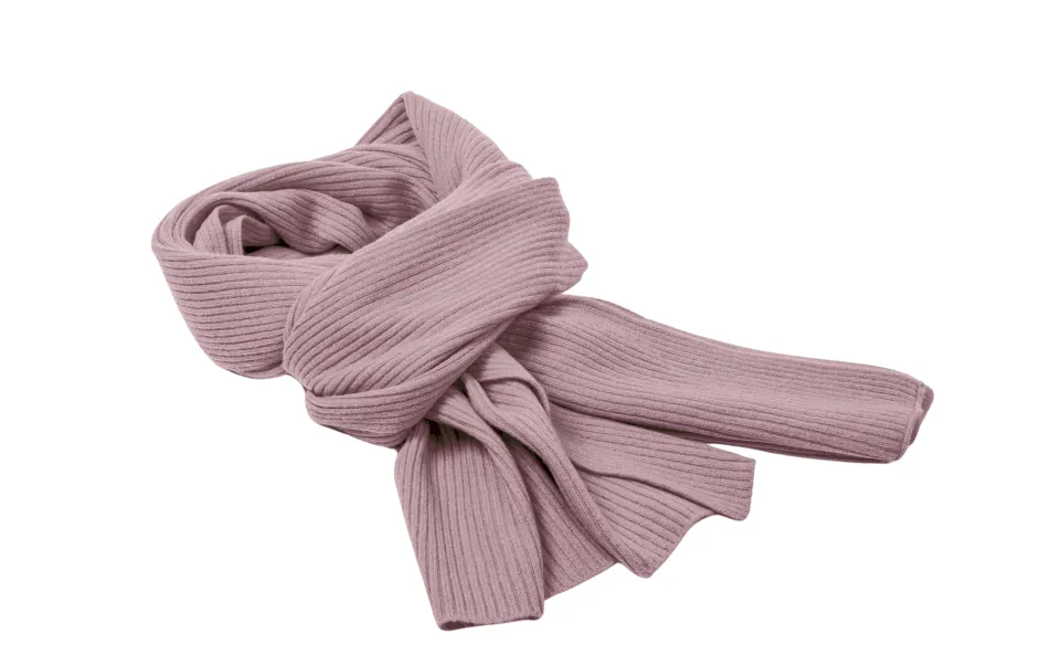 Luxurious Ribbed Cashmere Scarf