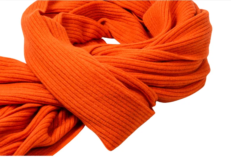 Luxurious Ribbed Cashmere Scarf