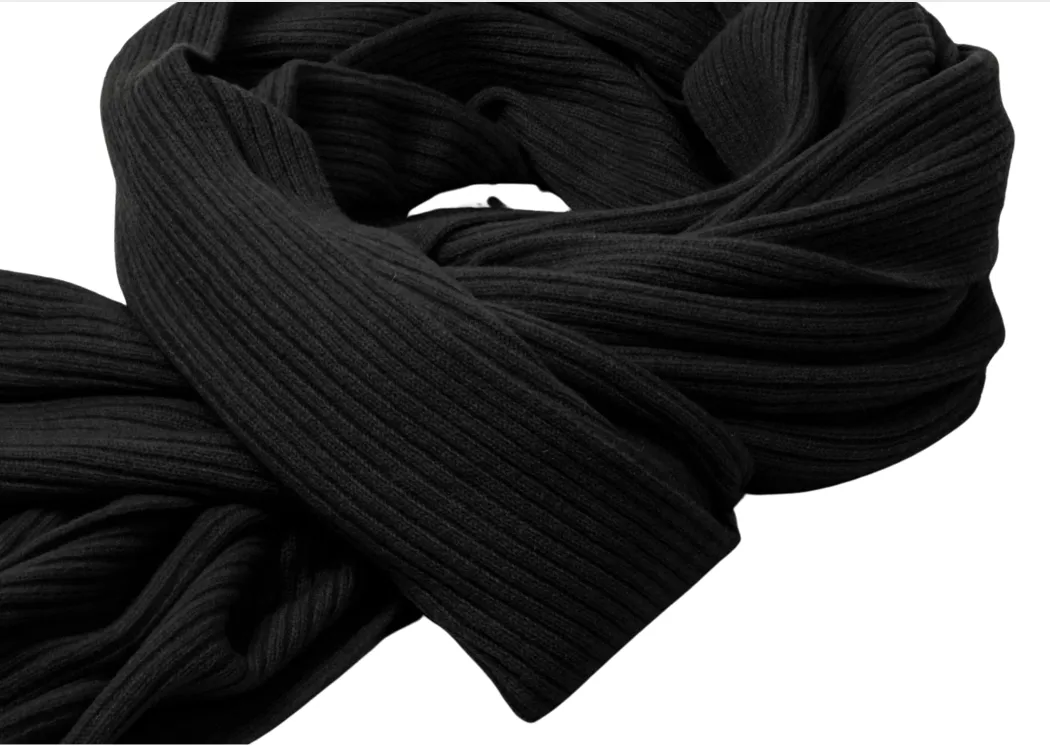 Luxurious Ribbed Cashmere Scarf