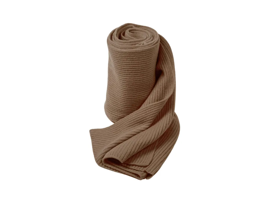 Luxurious Ribbed Cashmere Scarf