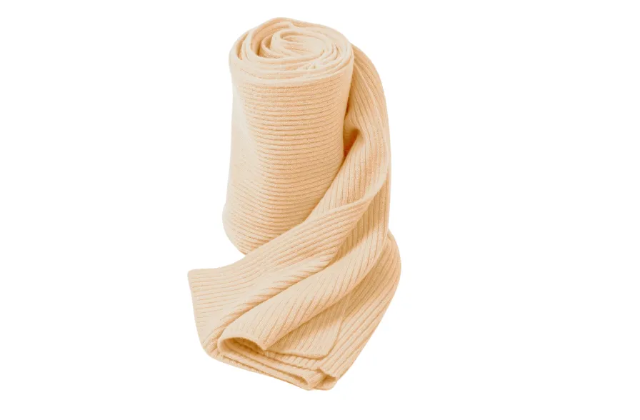 Luxurious Ribbed Cashmere Scarf