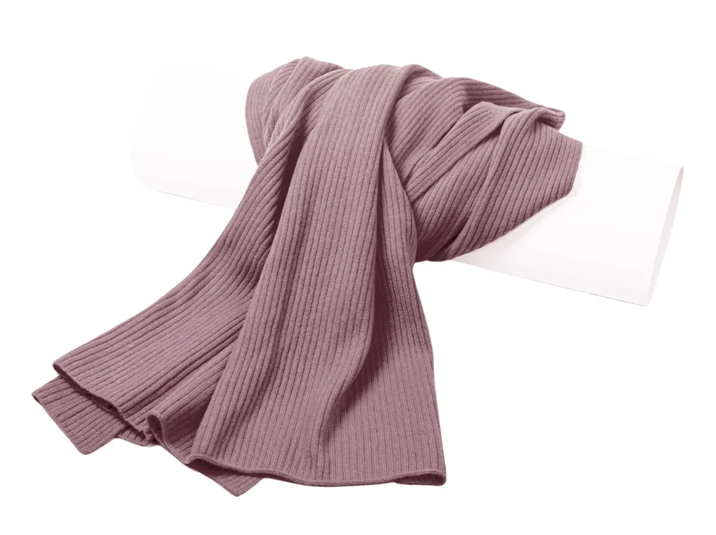 Luxurious Ribbed Cashmere Scarf