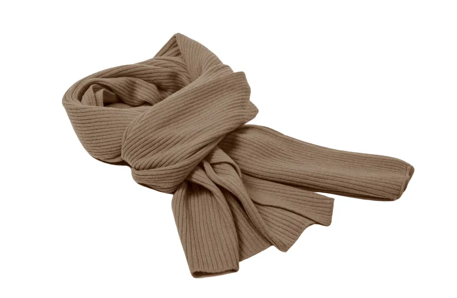 Luxurious Ribbed Cashmere Scarf