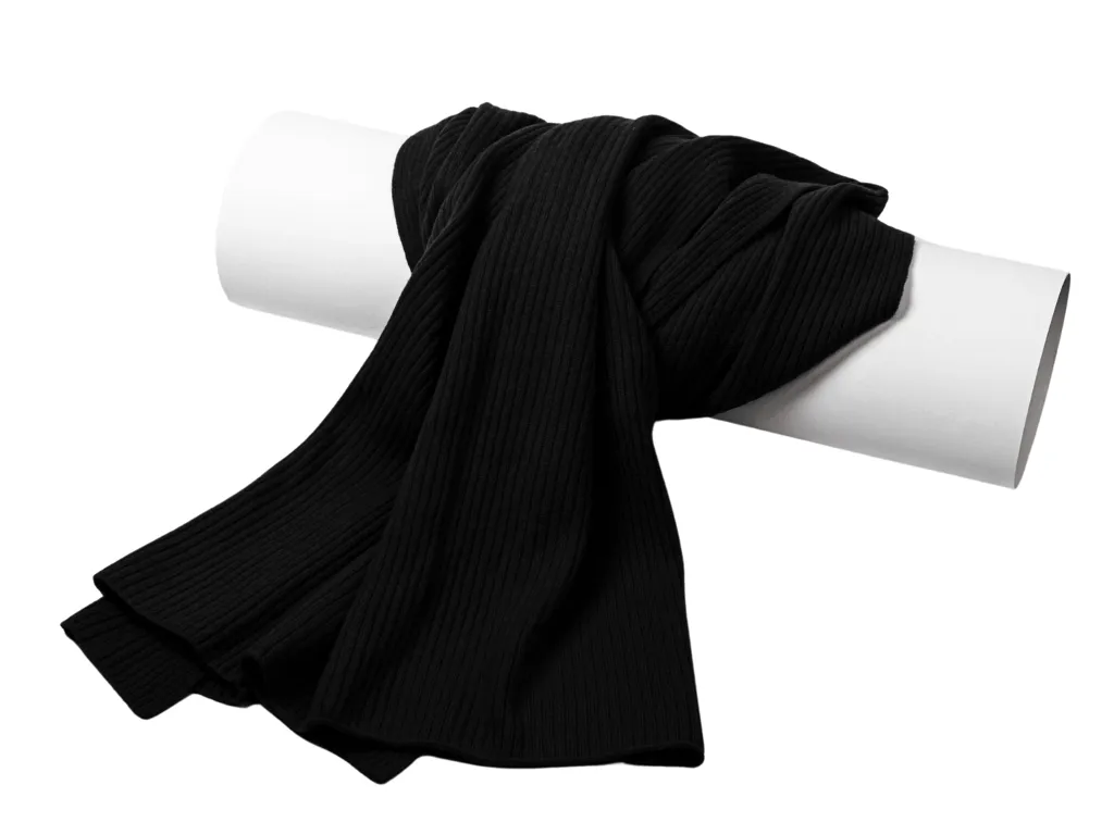 Luxurious Ribbed Cashmere Scarf