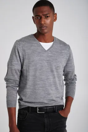 Men's extrafine merino wool V neck sweater