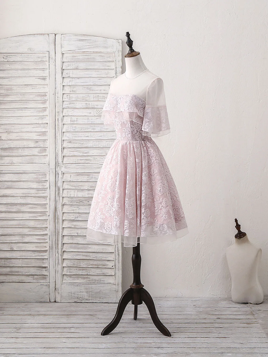 Pink Round Neck Lace Tulle Short Prom Dress Pink Homecoming Dress