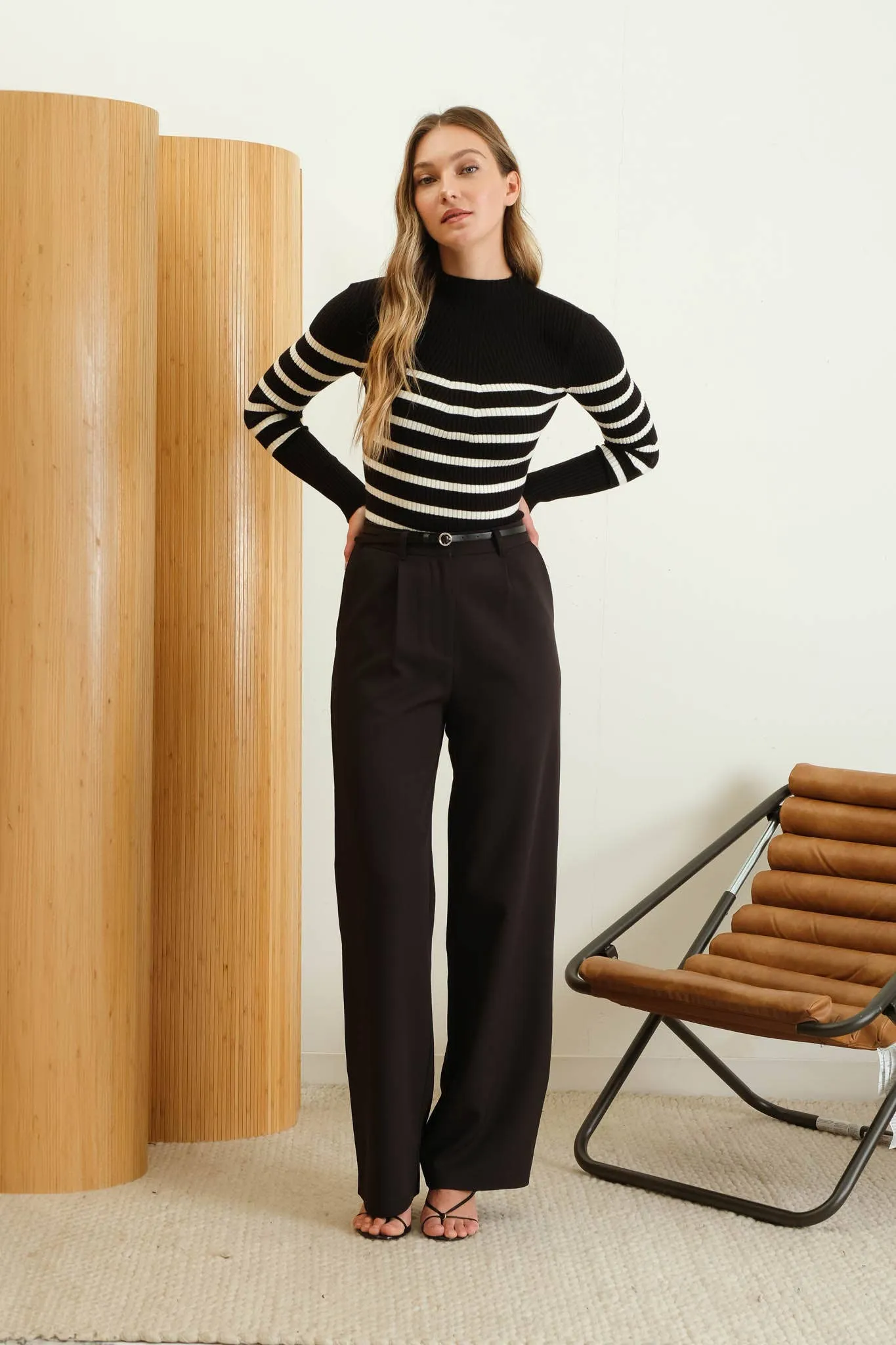 STRIPE MOCK NECK : BLACK