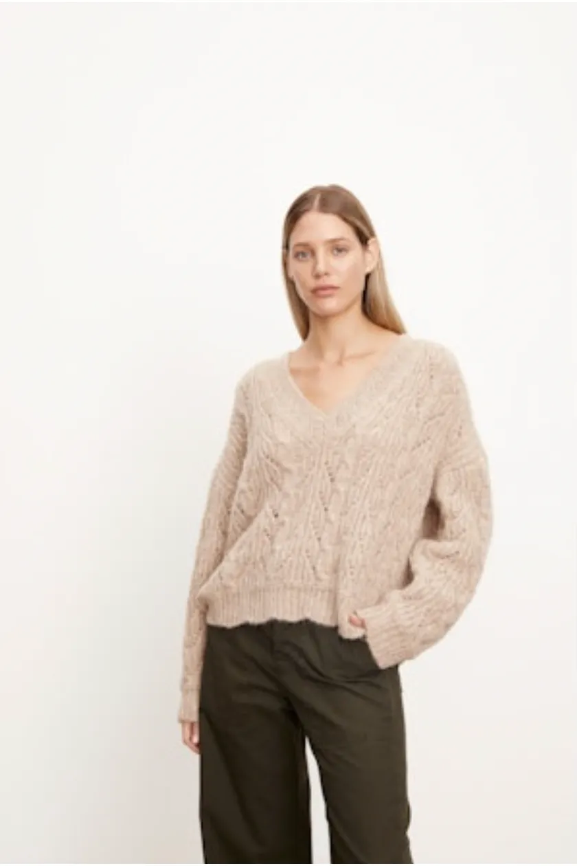 Velvet by Graham & Spencer Sade 06 Cozy Cable Sweater | Oatmeal