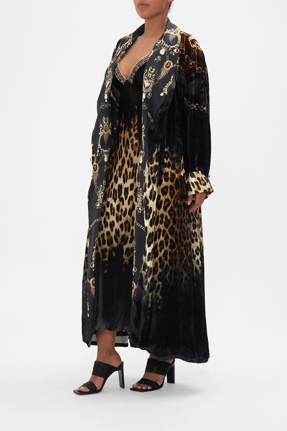 VELVET LONG ROBE WITH TIE JUNGLE DREAMING