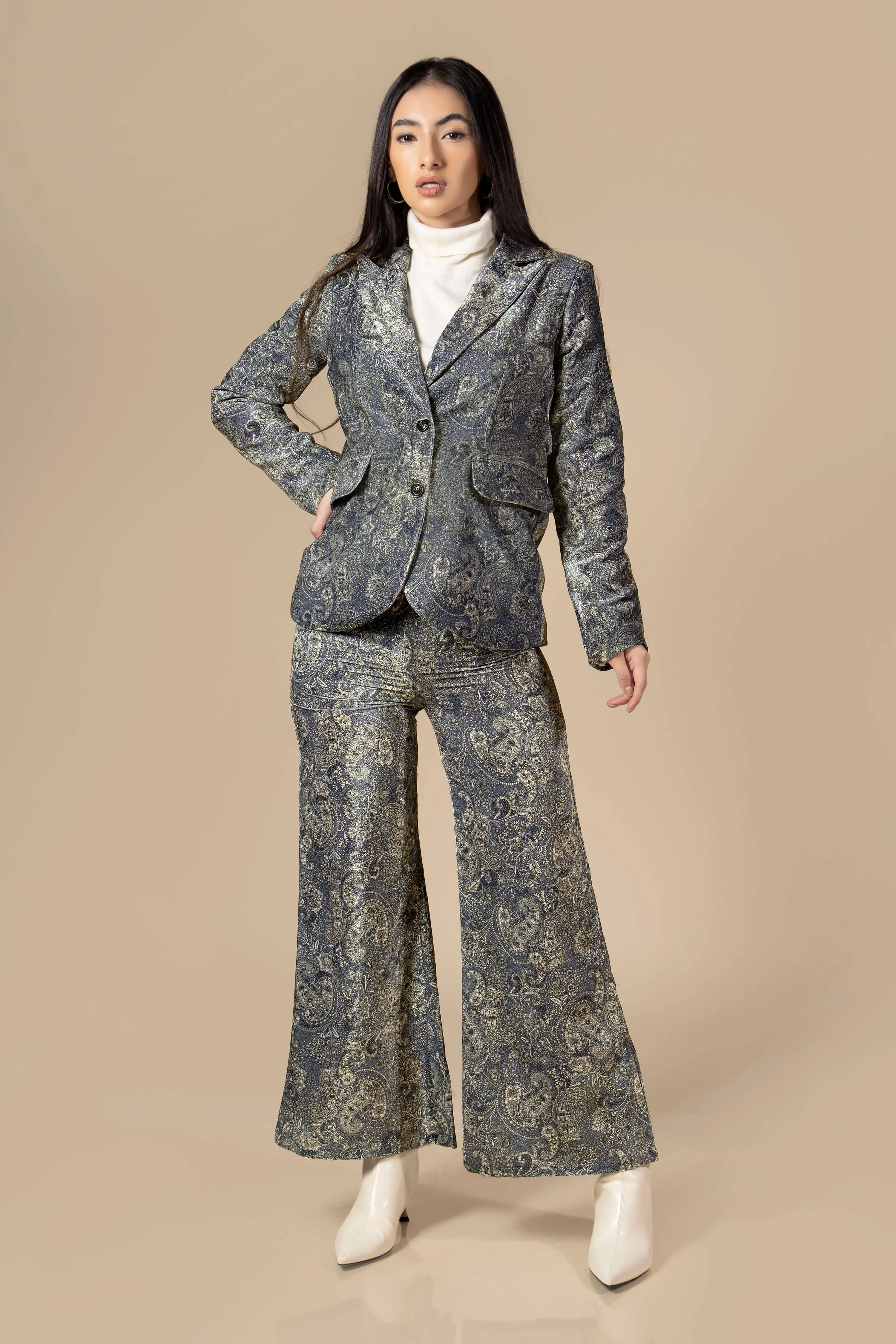 Vintage Paisley Velvet Bottom Wear For Women